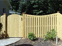 <b>Concave Dip Board on Board Wood Privacy Fence</b>
